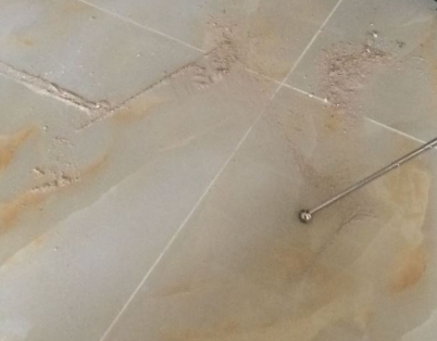 怀化市瓷砖空鼓维修公司分享粘合剂选择不当在瓷砖铺贴过程中可能导致以下问题